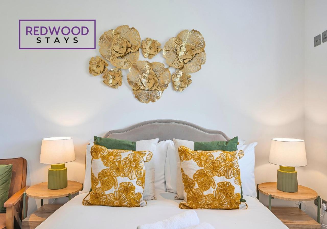 Modern Serviced Apartments For Contractors & Families With Free Parking, Wifi & Netflix By Redwood Stays Бейсінгсток Екстер'єр фото